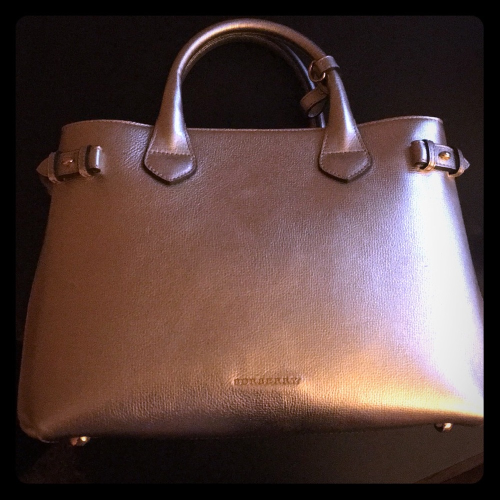 Burberry medium check tote bag gold